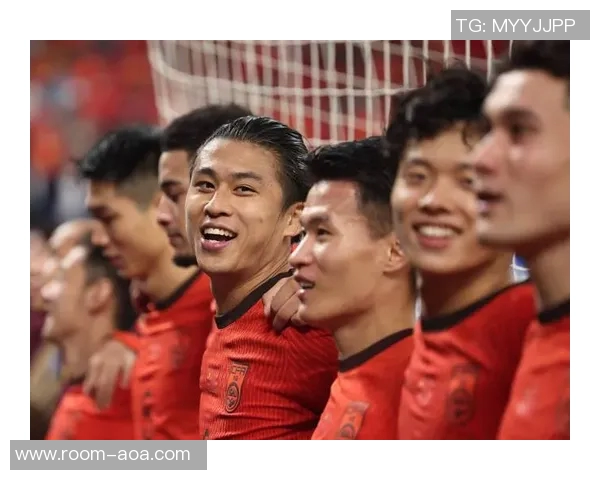 伊万谈国足战术革新：单后腰布局引领现代足球新趋势